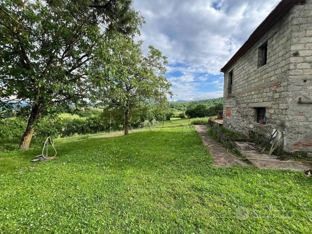 Rustico / Casale di 300 m² con più di 5 locali e p - Vista 5