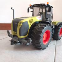 trattore bruder class xerion 5000