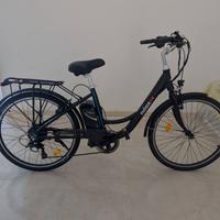 MAI USATA BiciElettrica NILOX 25km/h autonomia90Km
