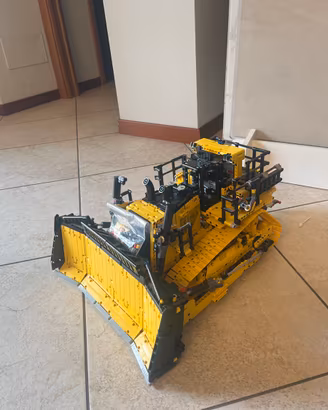 Lego Technic CAT - Lego Technic Bugatti e Lego Bat