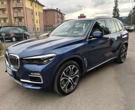 BMW - X5 - xDrive45e xLine