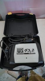 Saldatrice con elettrodi inverter MMA