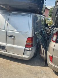 portellone posteriore mercedes vito viano 2003