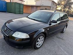 VOLKSWAGEN Passat 1.9 TDI/130 CV cat Var.H.line