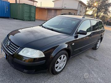 VOLKSWAGEN Passat 1.9 TDI/130 CV cat Var.H.line