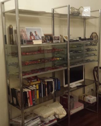 Libreria acciaio e cristallo