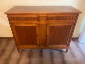 credenza in rovere