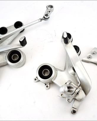 Ducati Monster S2R 1000 05 07 pedane pilota