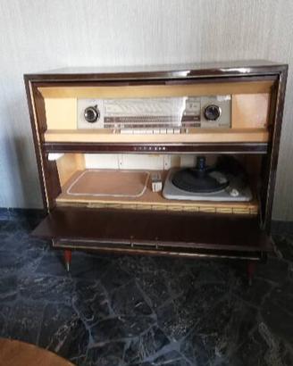 MOBILE STEREO
