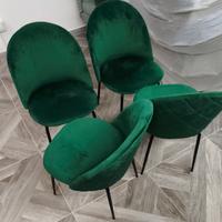 Set 4 sedie velluto qualità nuove.