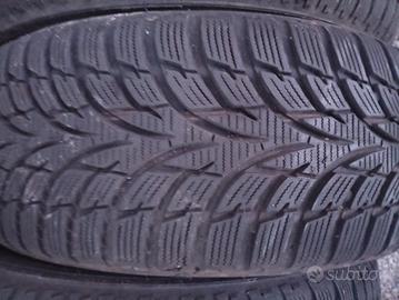  4 gomme invernali con cerchio 195/55 R16