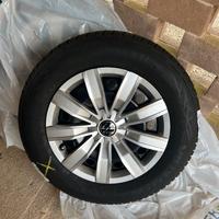 Gomme da neve  215/65 R17 99H