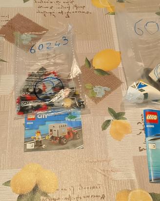 Lego set 60243