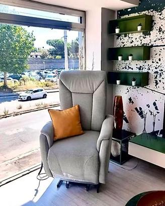 Poltrona Relax 2 Motori con Alzapersona e Roller S