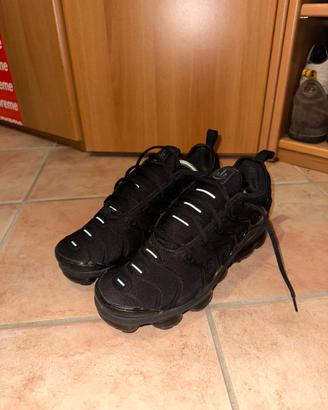 Nike air vapoax plus triple black