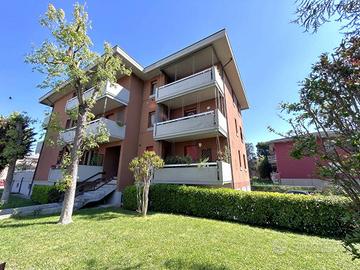 Appartamento di 70 m² con 2 locali e box auto a Pa