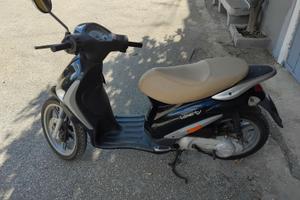 piaggio liberty 50 2 tempi  4800km
