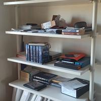 Mensole Ikea con pali struttura