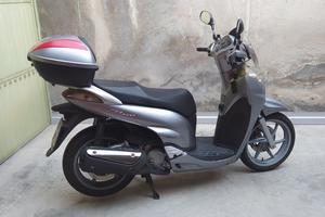 Scooter Honda Sh300