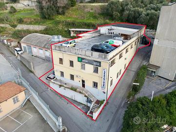 LABORATORIO A GENOVA