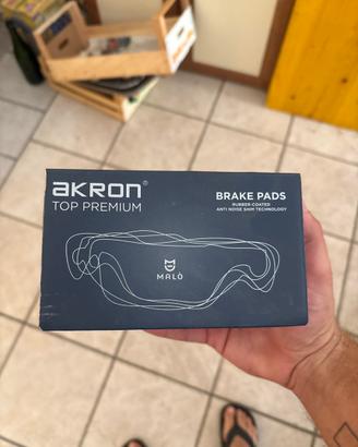 Coppia pastiglie akron bmw