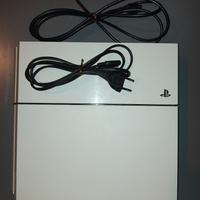 PlayStation 4 modello FAT  bianca