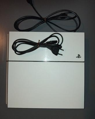 PlayStation 4 modello FAT  bianca