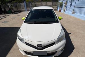 Toyota Yaris 2012 150k km in buone condizioni