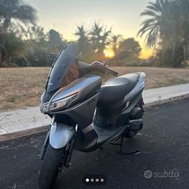 Aprilia SXR 50 - 2024