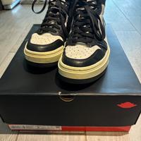 Air Jordan Women Elevate High bianco e nero N.40,5