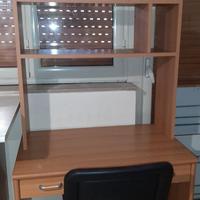 0TTIME CONDIZIONI scrivania cn sedia e libreria 
