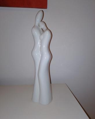Statuina in ceramica