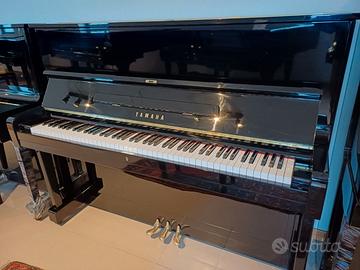 Pianoforte verticale YAMAHA U1 E