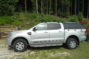 Ford Ranger con Hard Top
