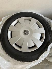 4 Gomme termiche 205/55/R16  complete di cerchio