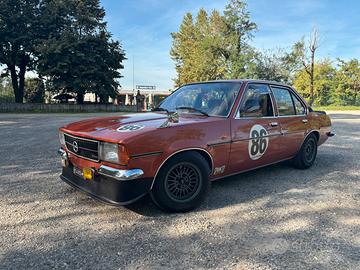 OPEL ASCONA 1.2 1979 berlina PRONTA A VIAGGIARE