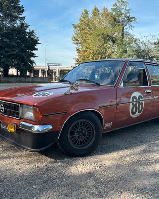 OPEL ASCONA 1.2 1979 berlina PRONTA A VIAGGIARE