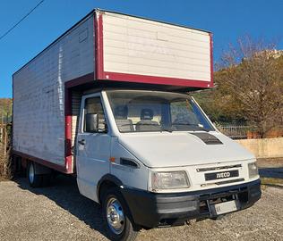 Iveco daily 35-12 2.5 turbo intercooler idroguida