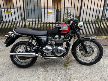 Triumph Bonneville T100
