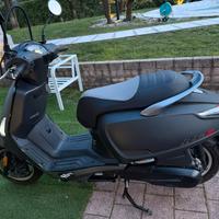 Scooter Kymko Like Sport 125