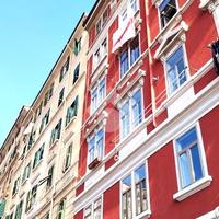 2 LOCALI A TRIESTE