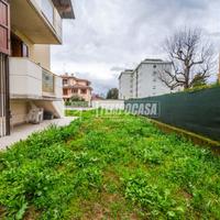 Trilocale completamente ristrutturato al piano ria