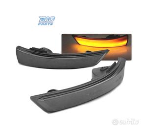 FRECCIE DINAMICHE A LED PER SPECCHI RETROVISORI PE