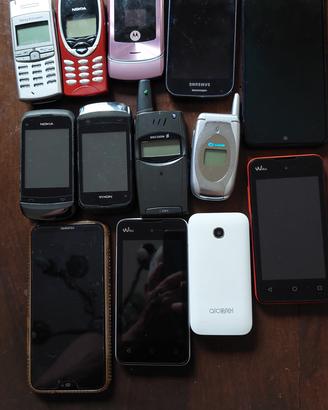 13 cellulari
