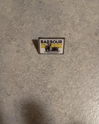 Barbour spilla 