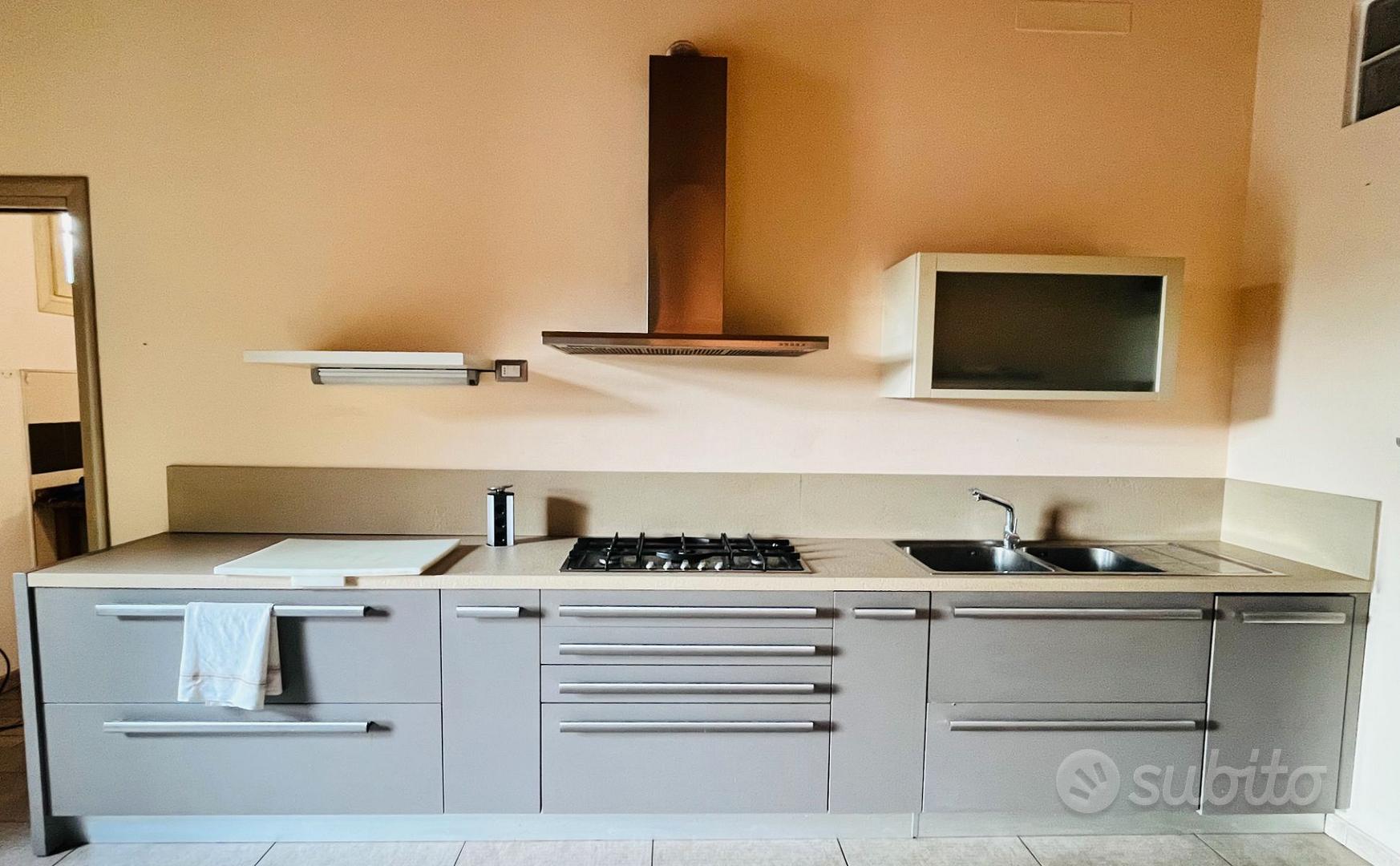 CUCINA BERLONI COMPLETA DI ELETTRODOMESTICI - Arredamento e Casalinghi ...