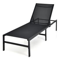 Lettino e sedie da giardino