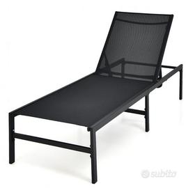 Lettino e sedie da giardino