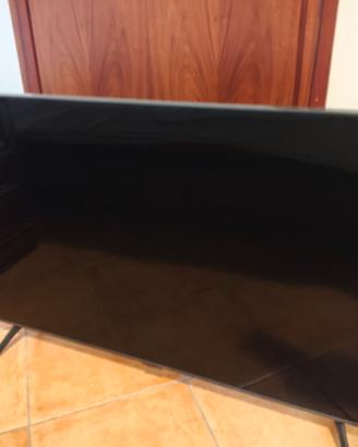 Televisione Samsung modello UE43AU7172U.