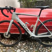 Bici  da corsa assistita